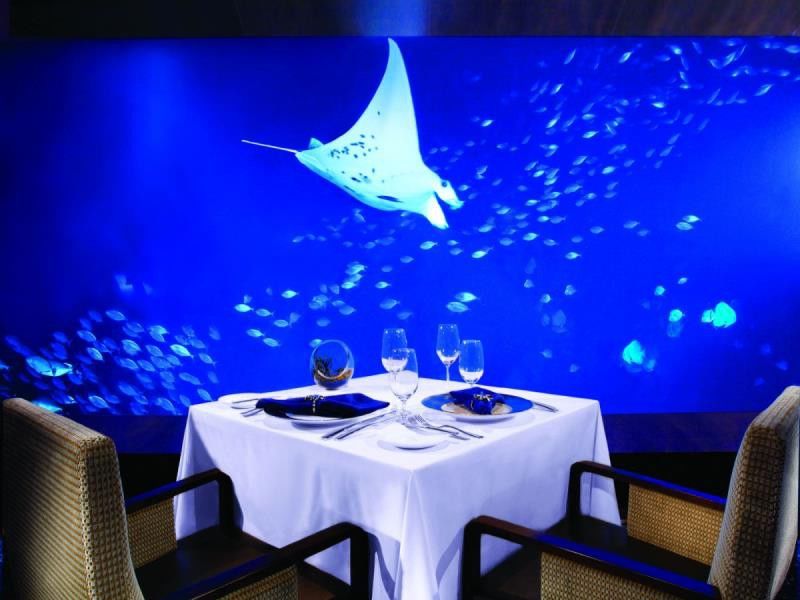 Tempat peranginan World Sentosa - Equarius Singapura