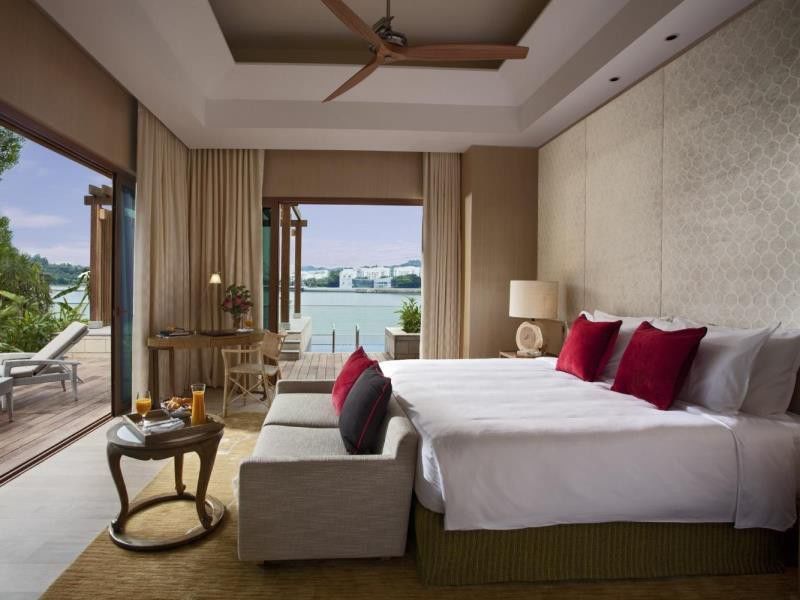 Resor World Sentosa - Equarius
